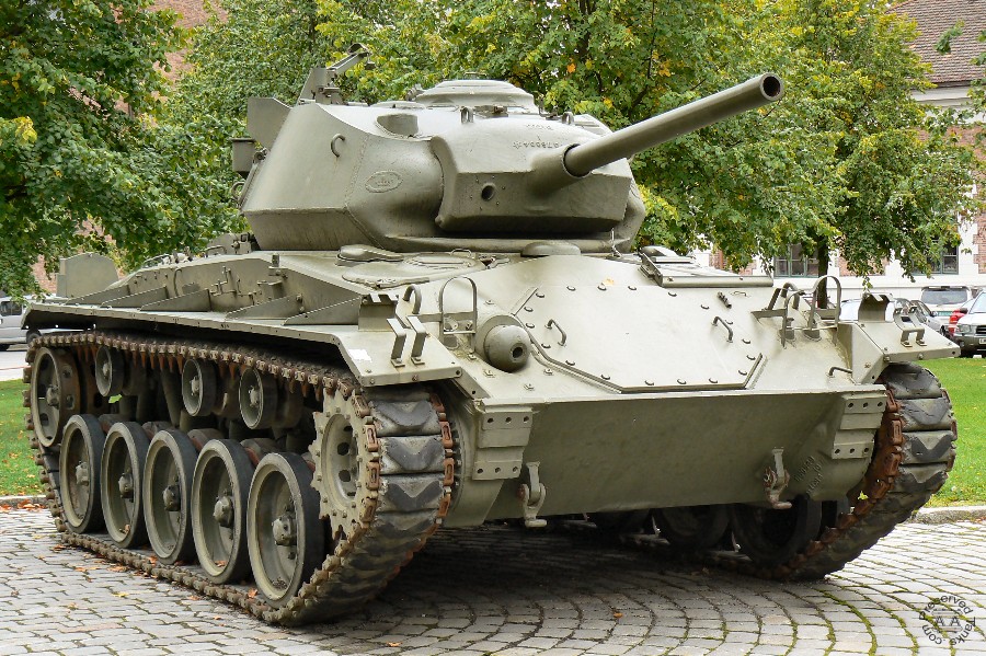 M24 Chaffee M24