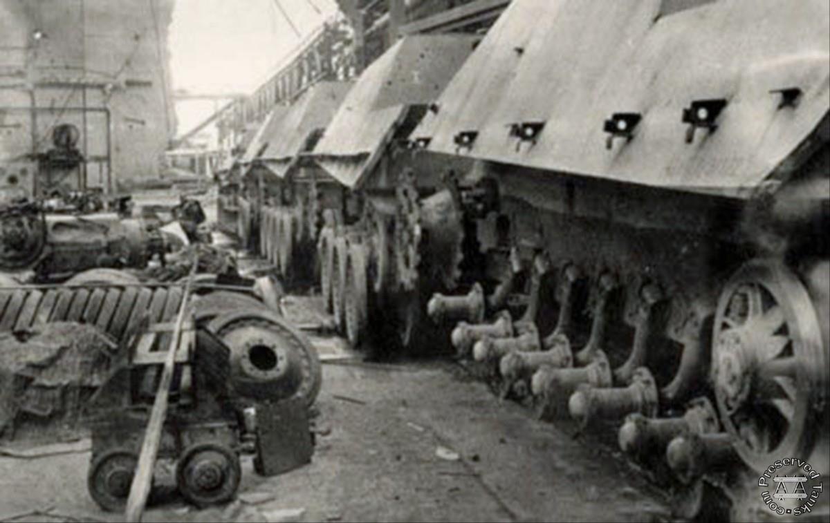 Jagdpanthers in production, photo from Panther-Elmito.de