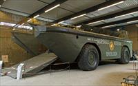 BARC / LARC-LX amphibious carrier