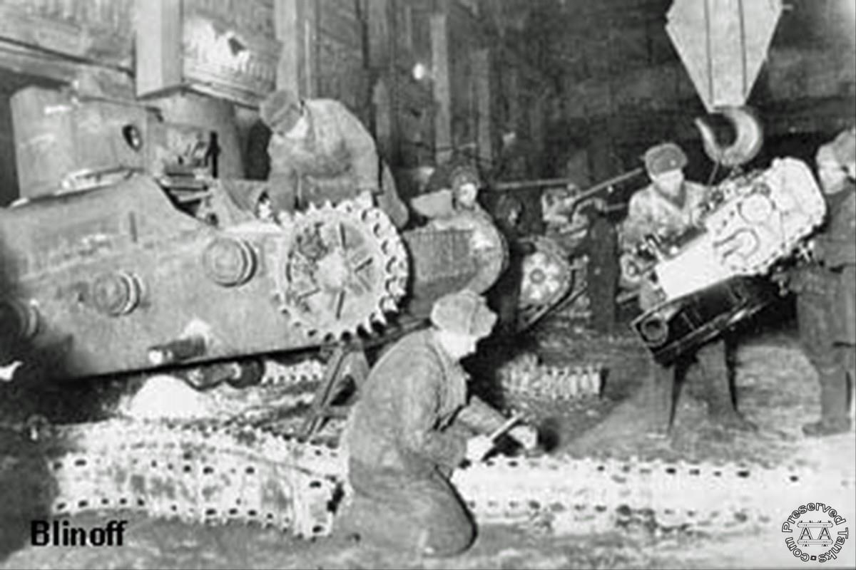 Tank plant in Leningrad, apparently assembling T-26 tanks, photo from TankMuseum.ru