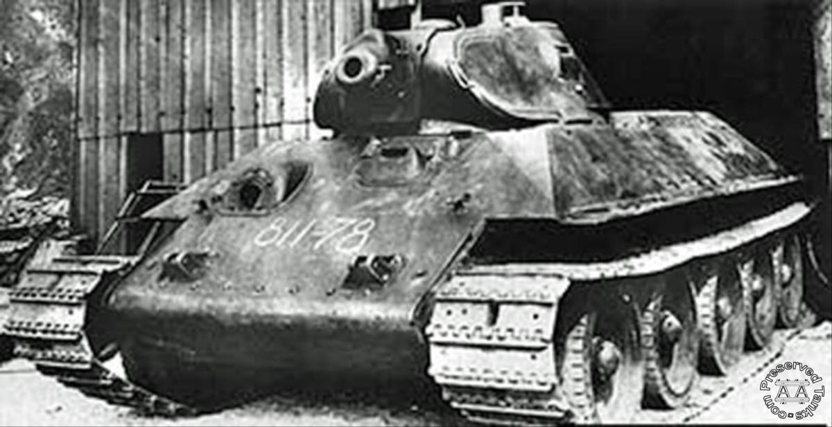 “A T-34 obr 1940 fresh out of the KhPz factory still waiting on guns”, credit Russian Military Zone