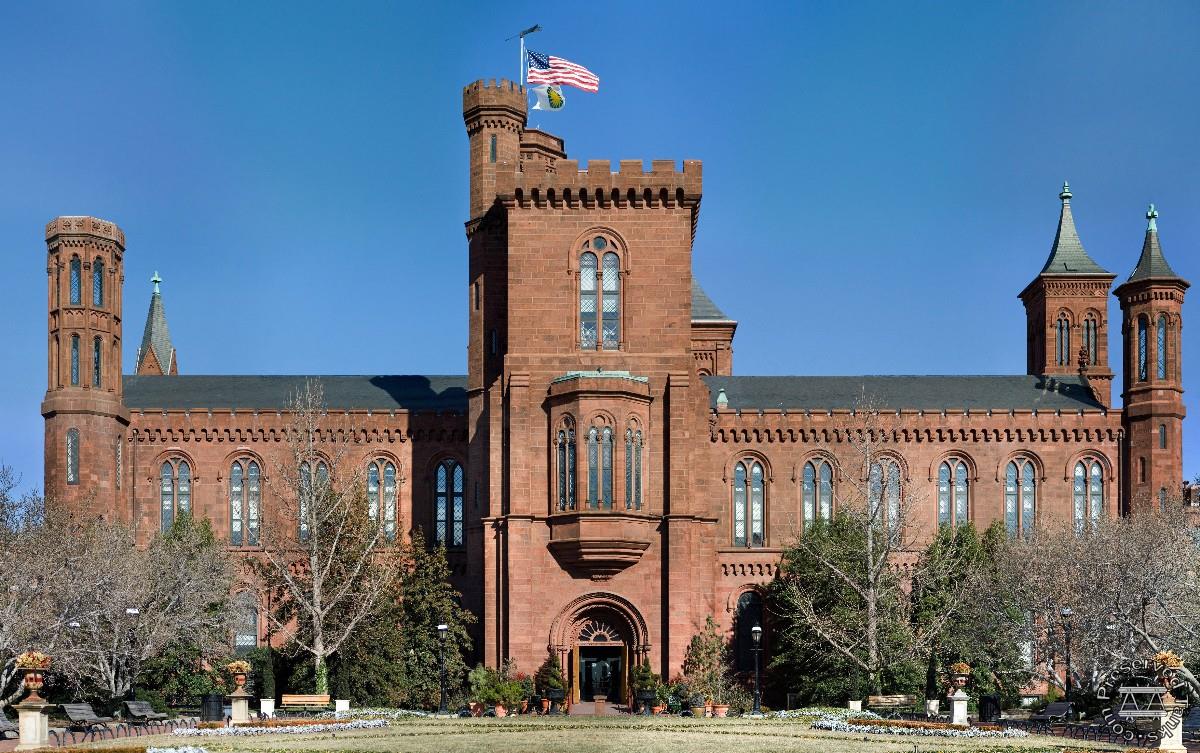 Smithsonian Institution building, photo by Noclip