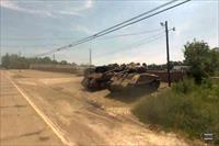 Sam Winer Motors - the main entrance is just behind the tanks