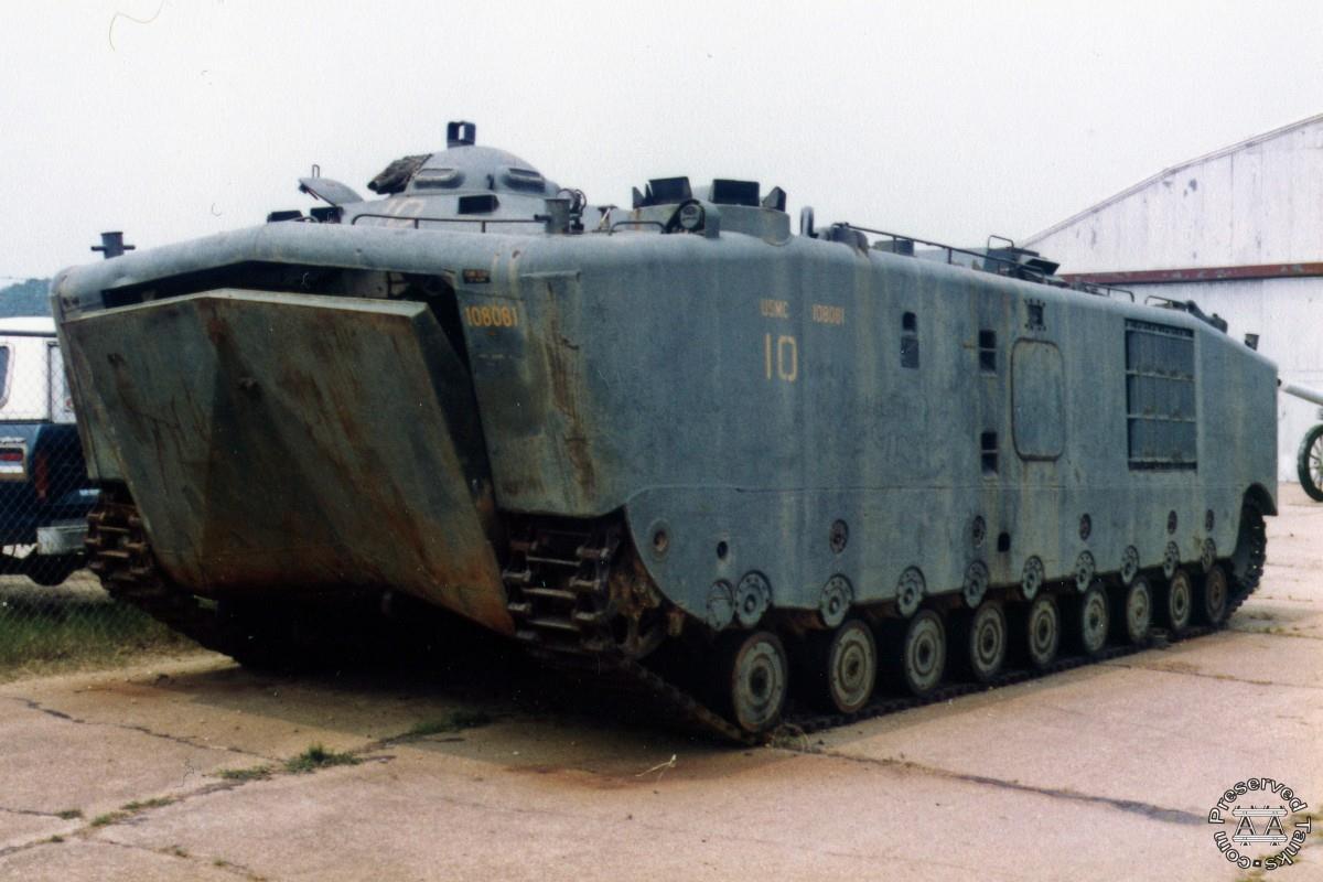 LVTP-5 amphibian (USMC 108081)