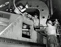 An M3 tank being rivetted at Detroit Tank Arsenal